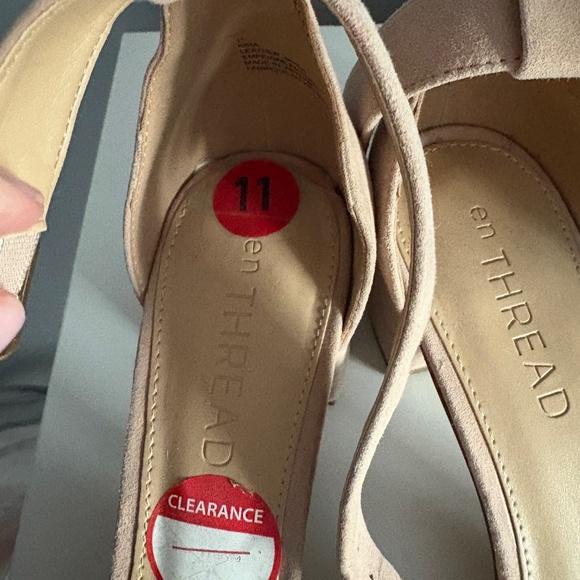 OnThread Nude Block Heel Sandals - Size 11 - - Picture 6 of 7